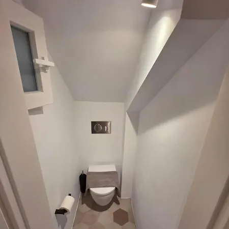 Kampisma Project 2 *